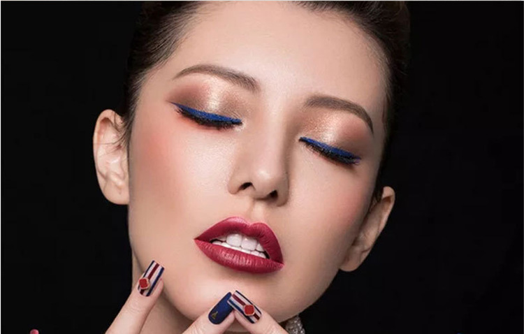 GLAZZI lip liner eyeliner double tip with knife planing waterproof eyebrow pencil makeup pen makeup GLAZZI lip liner eyeliner double tip with knife planing waterproof eyebrow pencil makeup pen makeup