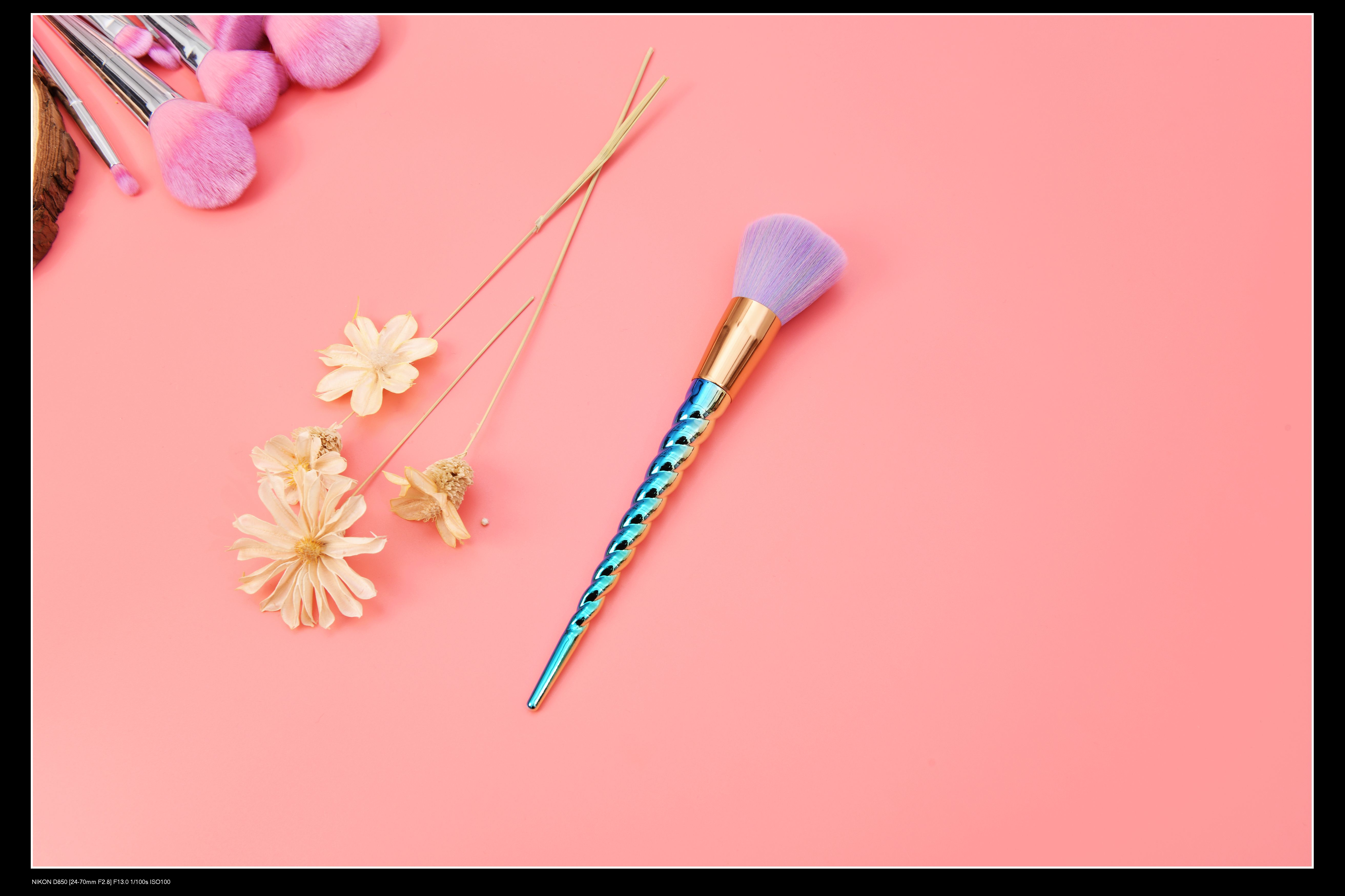 MH Manufacturer Popular ABS Electroplating Unicorn Color Makeup Brush Set Can Be Customized by Customers