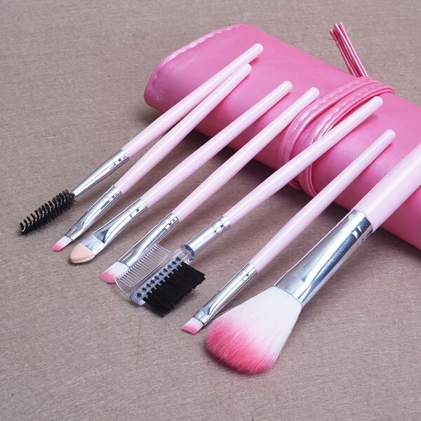 Colour makeup light 7 pieces of short pole 7 piece set of money clip makeup brush suit leather bag color.