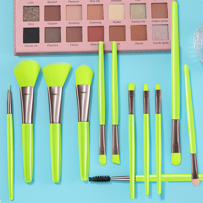 Makeup Brush Set Full Set of Beauty Tools Plastic Handle Fiber Hair Eye Shadow Brush Eye Brush Eyebrow Brush