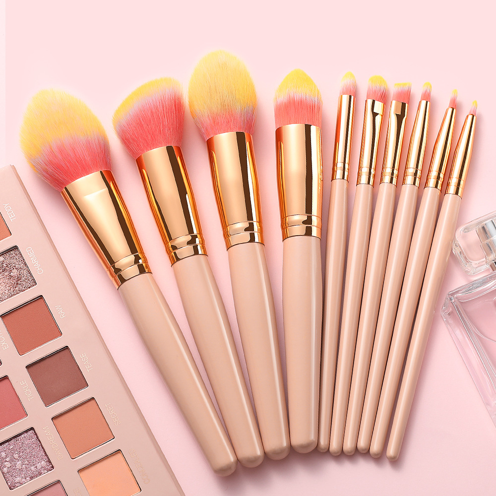 10 PCs Makeup Brush Set Full Set of Beauty Tools Powder Foundation Brush Eye Shadow Brush Wooden Handle Makeup