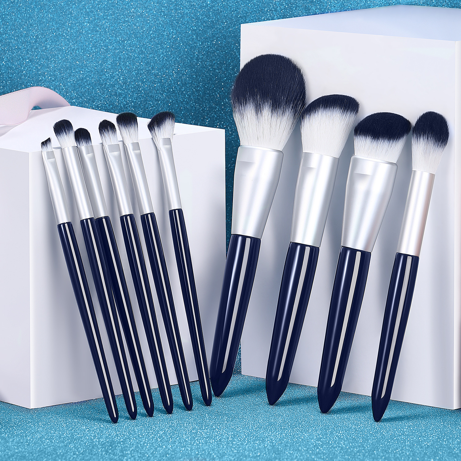 10 PCs Makeup Brush Set Full Set of Beauty Tools Powder Foundation Brush Eye Shadow Brush Wooden Handle Makeup