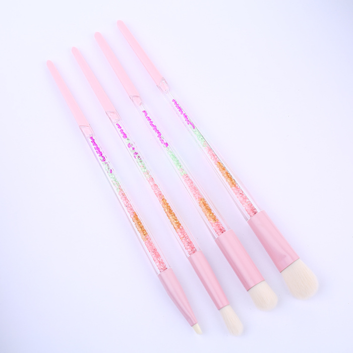 The new 8 pink diamonds makeup brush