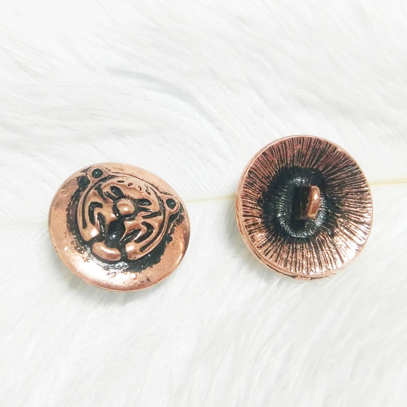 Lion head alloy button/garment accessories