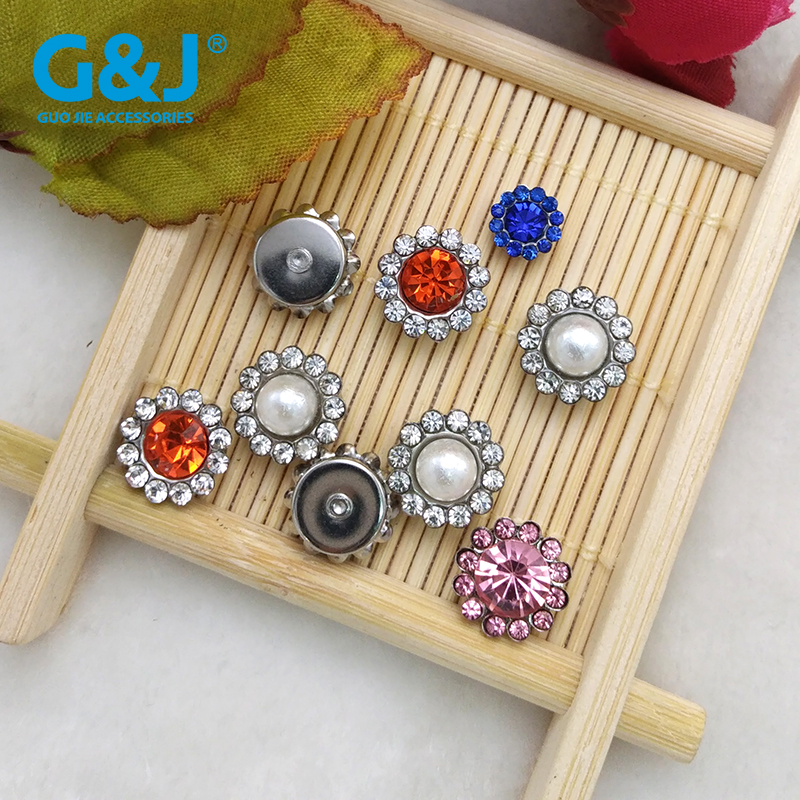 Pearl point drill sunflower two-color effect hand-stitched claw drill button garment accessories