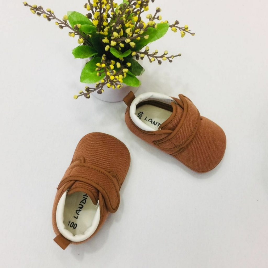 Spring and autumn new baby shoes for 0-8 months of men and women baby shoes manufacturers
