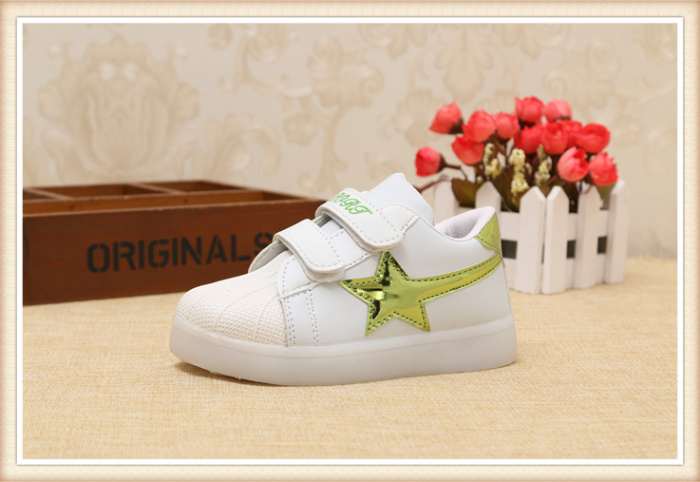 New Korean children's sports shoes led lights children's shoes baby shoes with light shoes