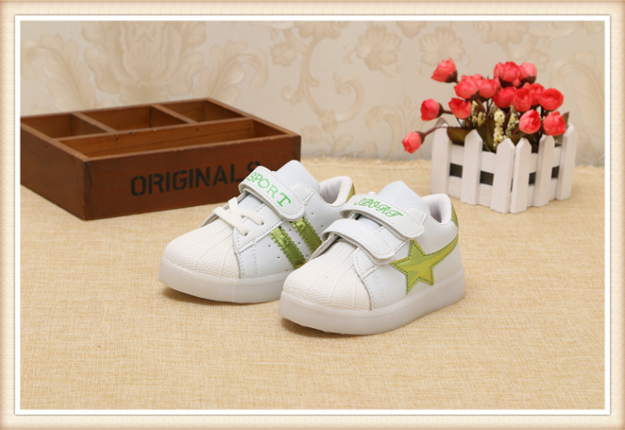 New Korean children's sports shoes led lights children's shoes baby shoes with light shoes