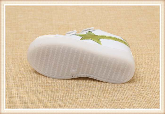 New Korean children's sports shoes led lights children's shoes baby shoes with light shoes
