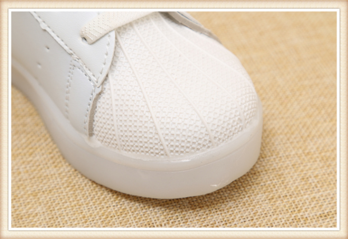 New Korean children's sports shoes led lights children's shoes baby shoes with light shoes