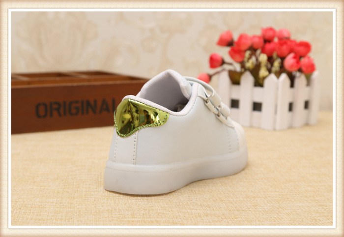 New Korean children's sports shoes led lights children's shoes baby shoes with light shoes