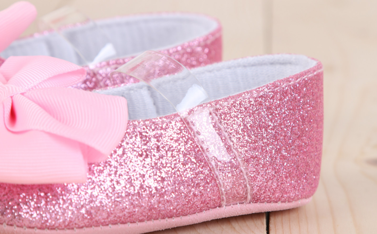 Baby shoes with gift box baby girl&#039;s shoes + head flowers combined baby hair jewelry gift