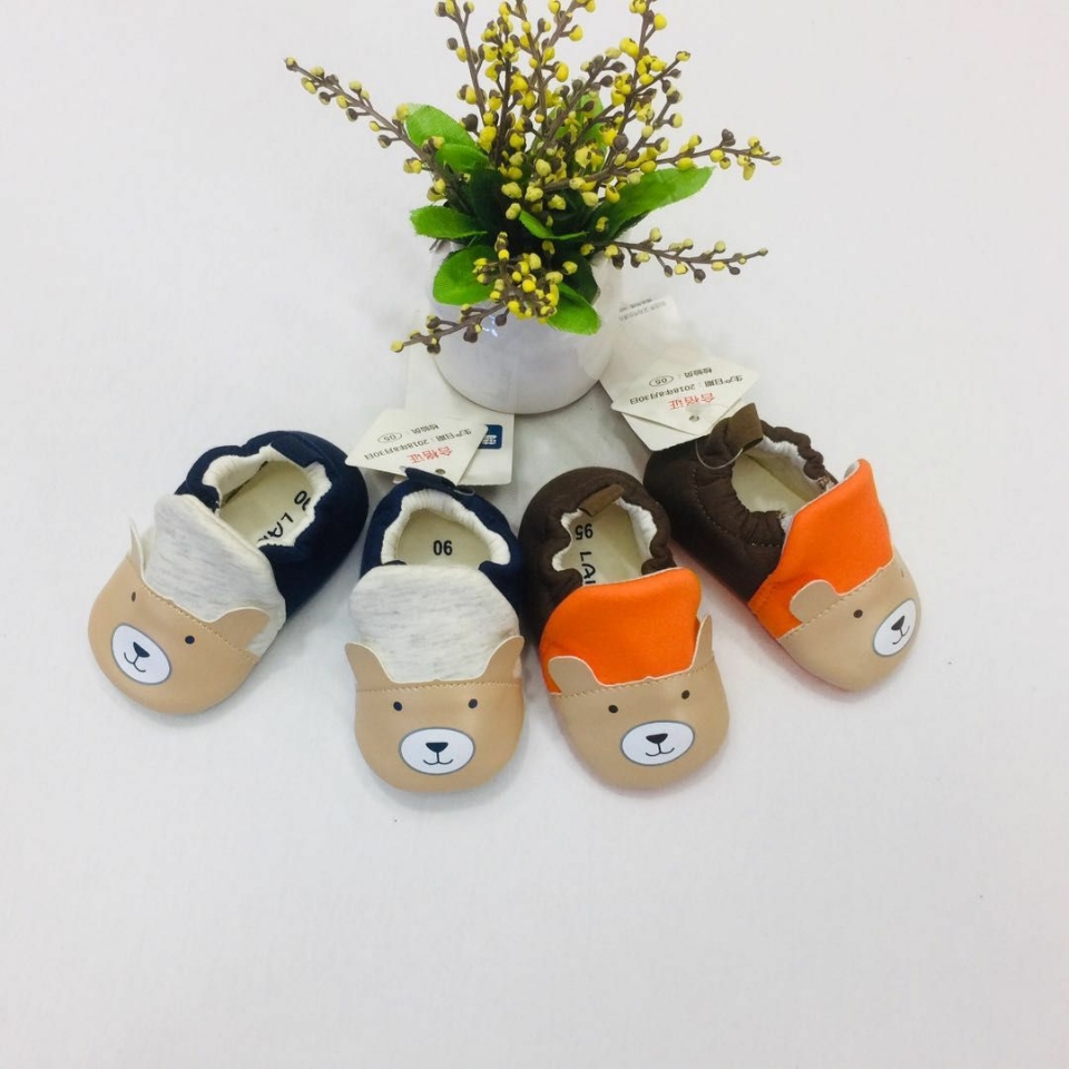 Spring and autumn new baby shoes are breathable 0-8 months for men and women baby shoes manufacturers