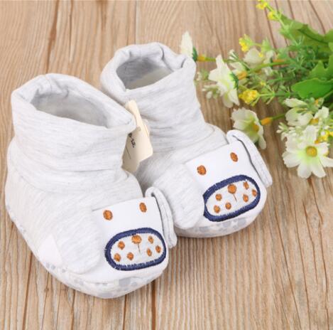 Xueliwa combed cotton baby shoes embroidered dog shoes soft solo baby shoes