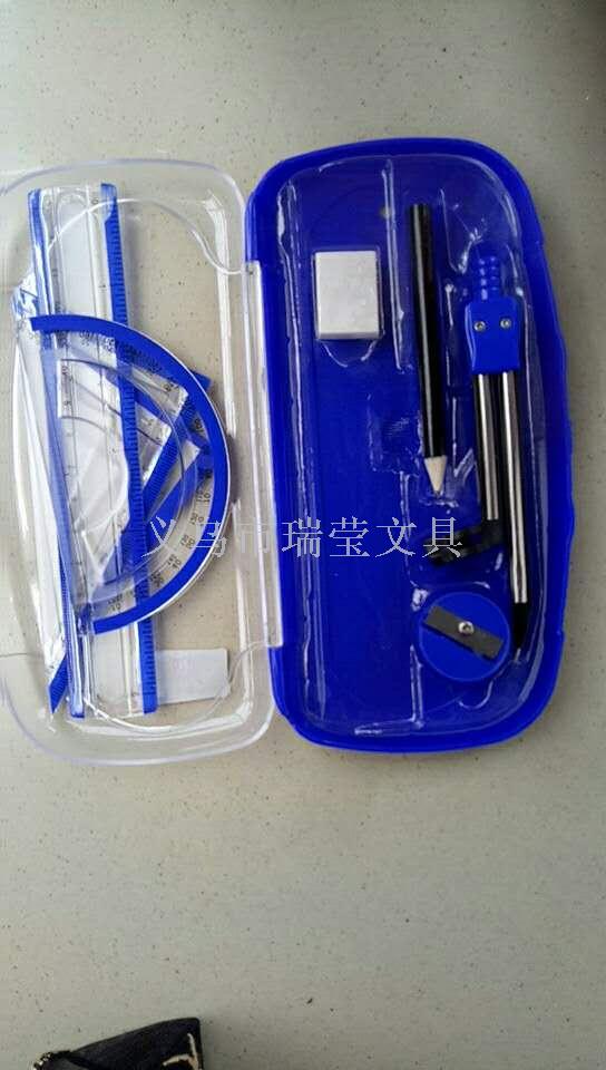 Compasses set for students plastic Compasses sold in foreign trade wholesale