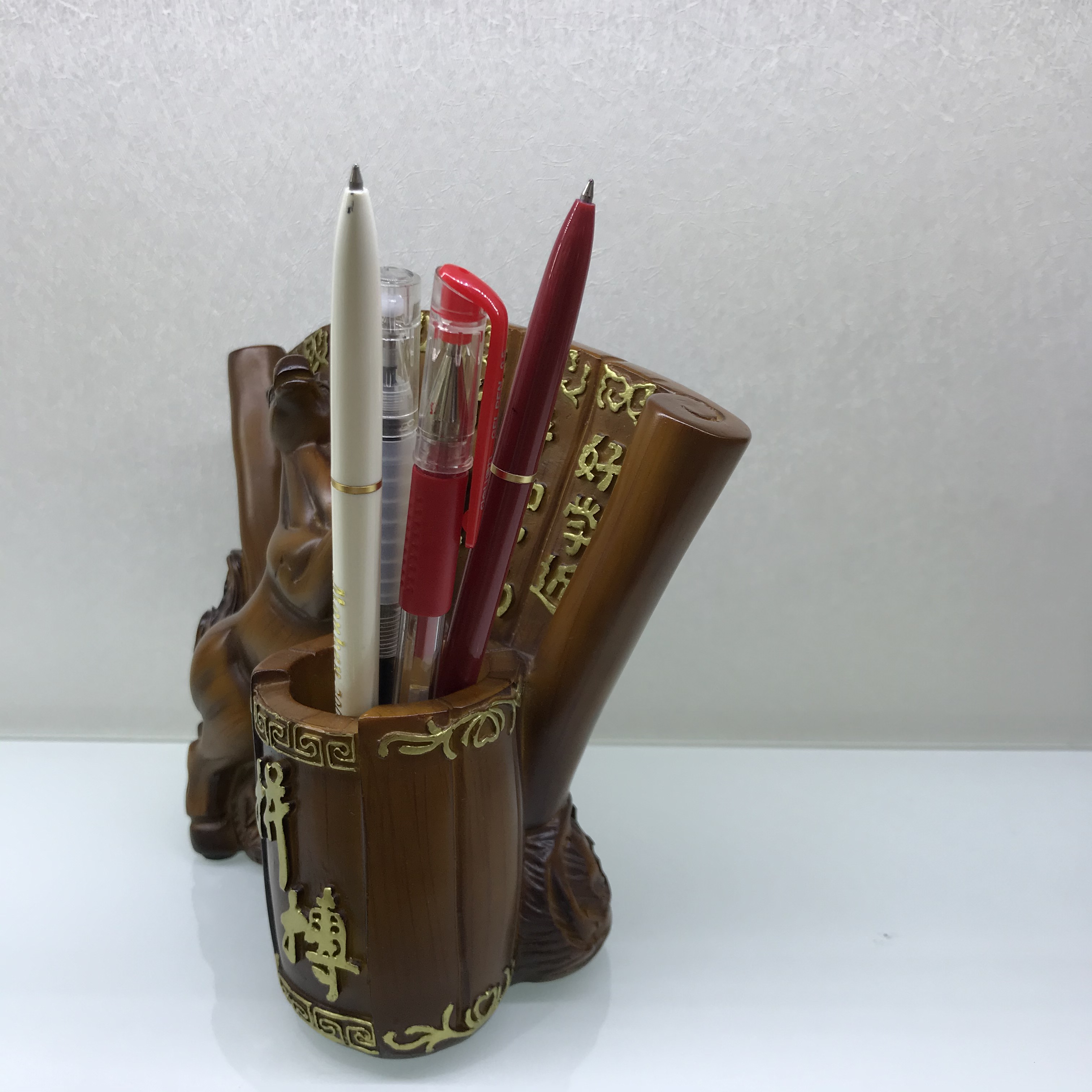 Resin Horse Pencil Vase Decoration Office Study Home Decoration Technology Gift Decoration High-End Business Gifts