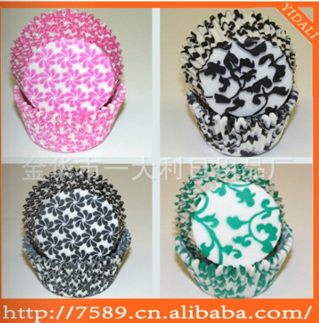 Customized paper cup valentine's day exquisite heart design cake paper cup. Customized paper cup valentine's day exquisite heart design cake paper cup.