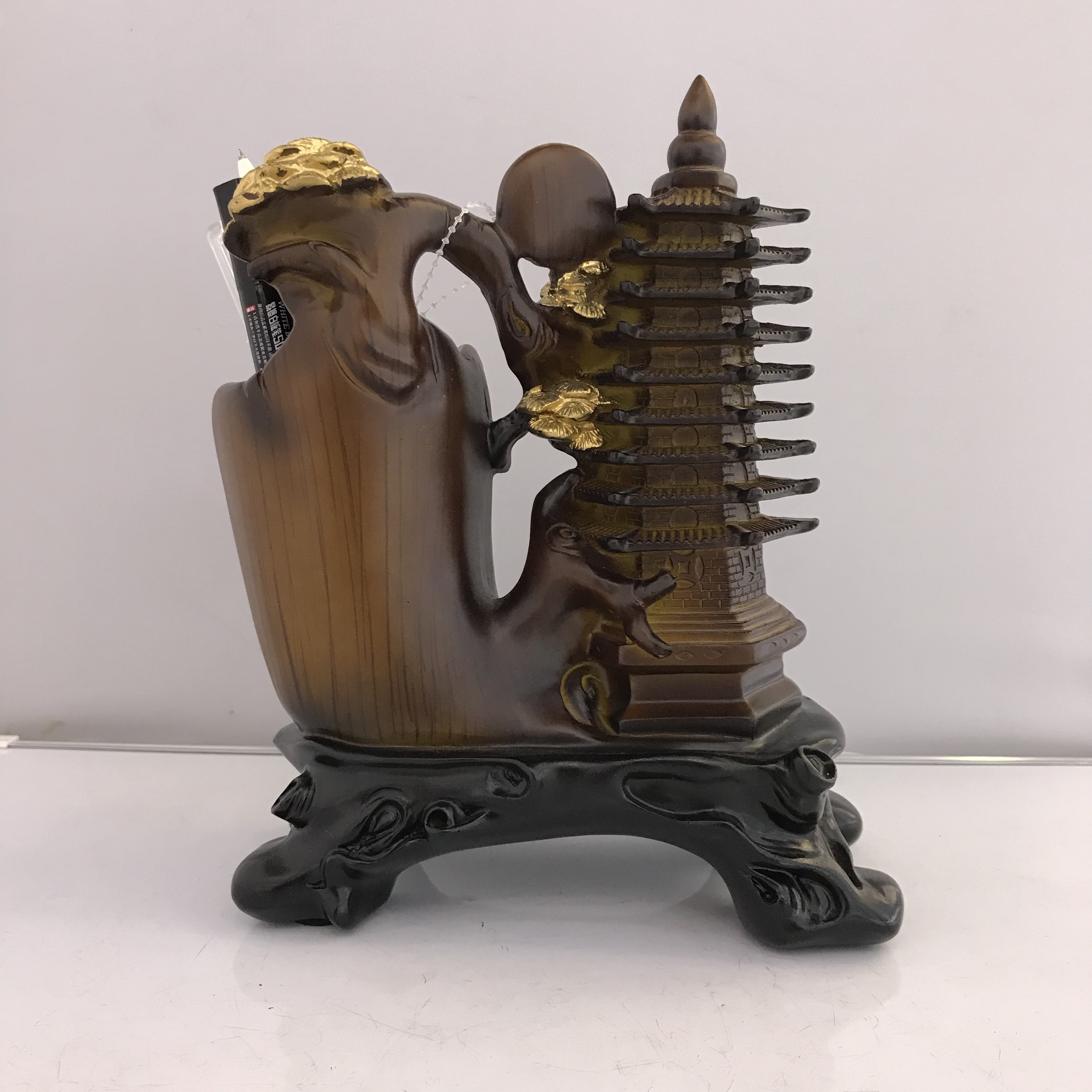 Resin Crafts Wenchang Tower Pencil Vase Decoration Office Study Table Decoration Decoration Teacher's Day Gift Resin Crafts Wenchang Tower Pencil Vase Decoration Office Study Table Decoration Decoration Teacher's Day Gift