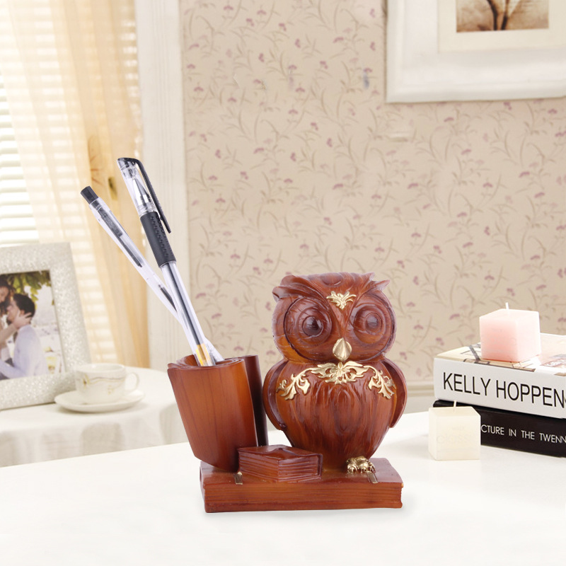 Resin Crafts Creative Wood Color Small Pencil Vase Decoration Living Room Office Study Pen Holder Decorations