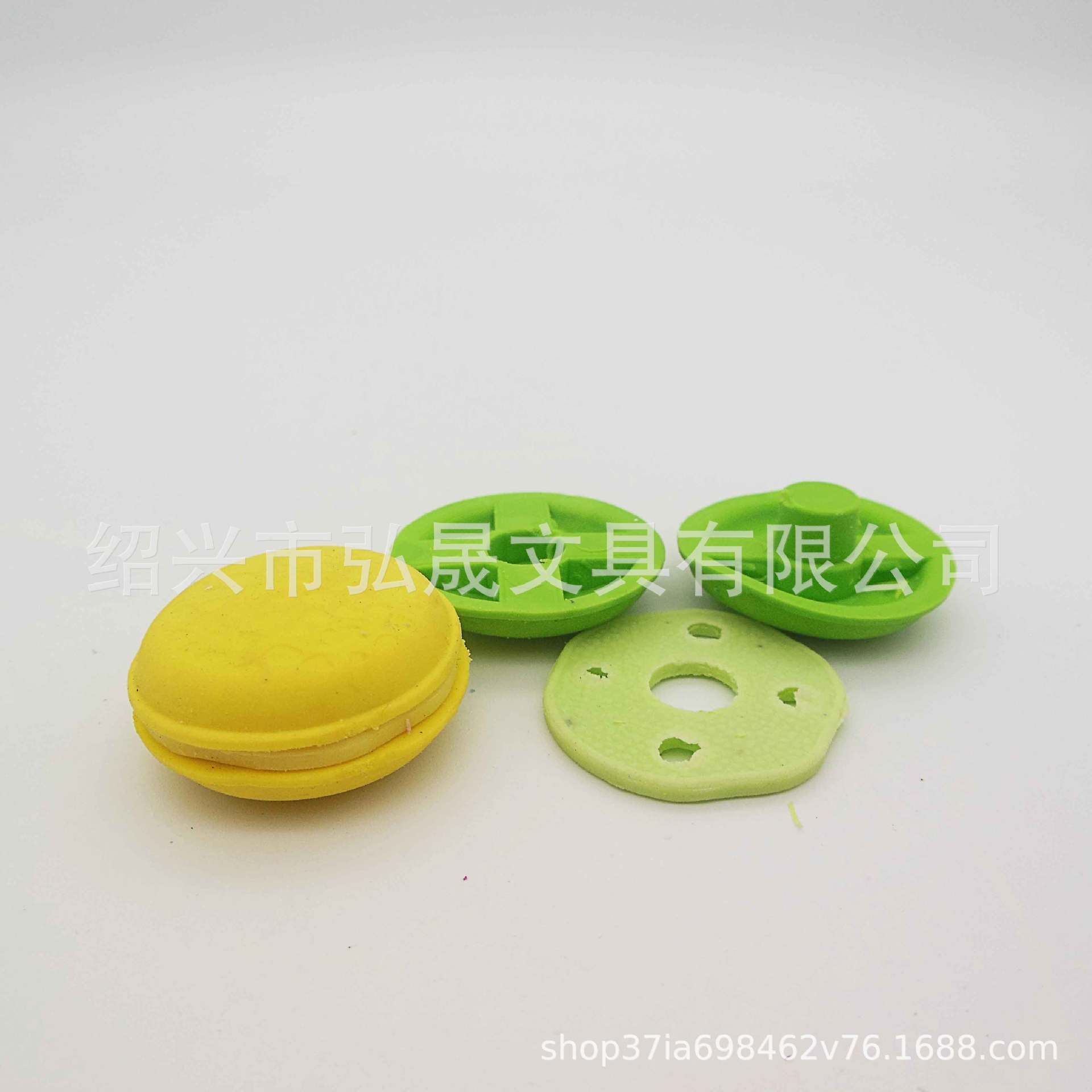 4 manufacturers of multi-color Ultraman series 3D eraser stationery sets 4 manufacturers of multi-color Ultraman series 3D eraser stationery sets