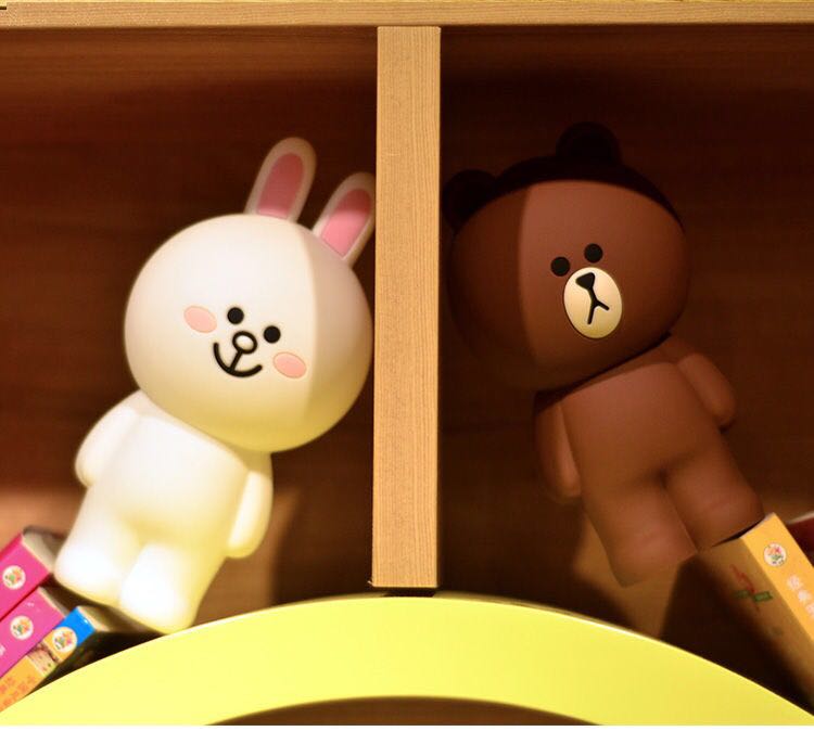 creative brown bear pencil bag web celebrity douyin silicone storage bag male and female students cute large pencil box creative brown bear pencil bag web celebrity douyin silicone storage bag male and female students cute large pencil box