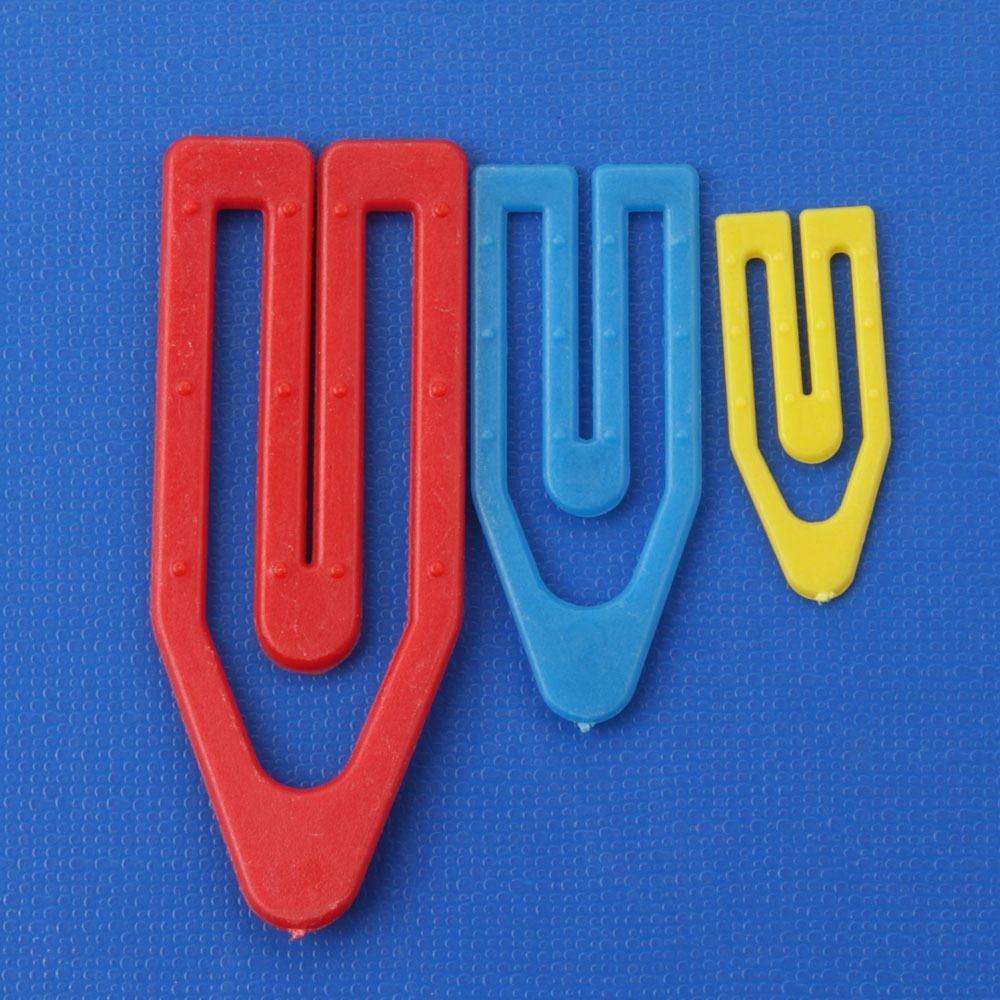 Color special-shaped paper clip plastic trapezoid paper clip 26mm cross-border special supply