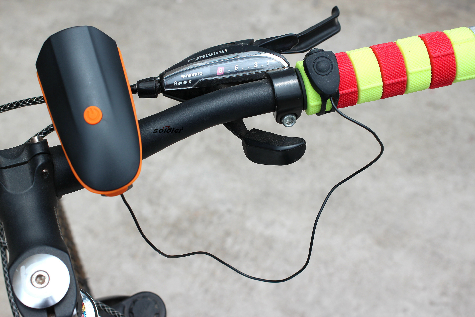 Bicycle electric horn mountain bike riding equipment electric horn multiple decibels/super large vocal cord lamp horn Bicycle electric horn mountain bike riding equipment electric horn multiple decibels/super large vocal cord lamp horn