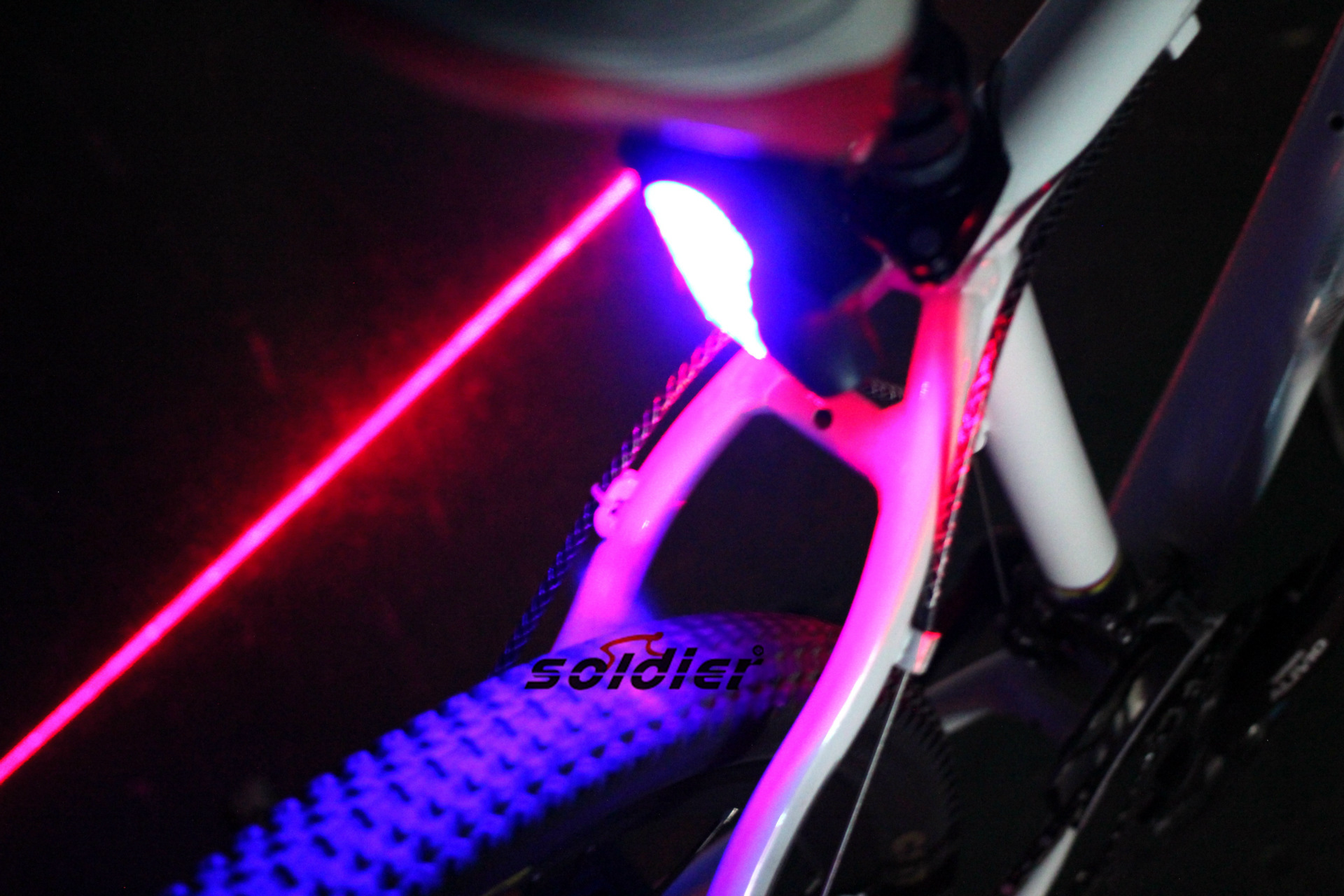 New bicycle laser taillight night riding equipment/sj-10292 New bicycle laser taillight night riding equipment/sj-10292