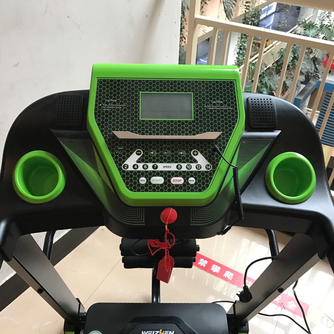Family small treadmill multi-function mini walking machine quiet shock absorption and long distance running with fitness equipment Family small treadmill multi-function mini walking machine quiet shock absorption and long distance running with fitness equipment