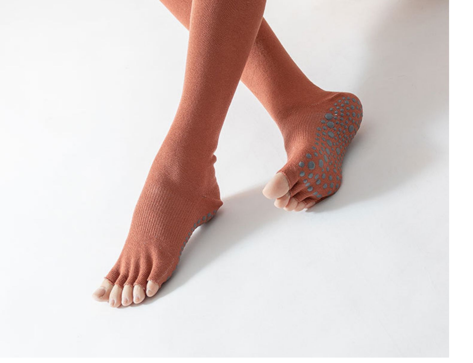Yoga Socks Children's Professional Non-Slip Autumn and Winter Long Tube over-the-Knee Trampoline Sports Fitness Pilates Five Toe Socks Yoga Socks Children's Professional Non-Slip Autumn and Winter Long Tube over-the-Knee Trampoline Sports Fitness Pilates Five Toe Socks