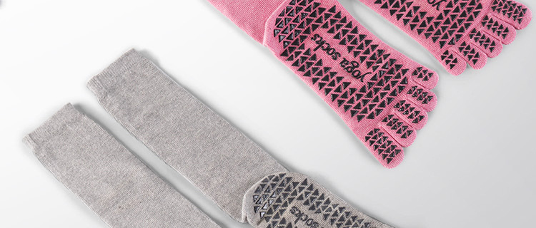 Long Tube Yoga Socks Toe Socks Pilates Non-Slip Socks Split Toe over the Knee Mid Tube Silicone Sports Fitness Summer Delivery