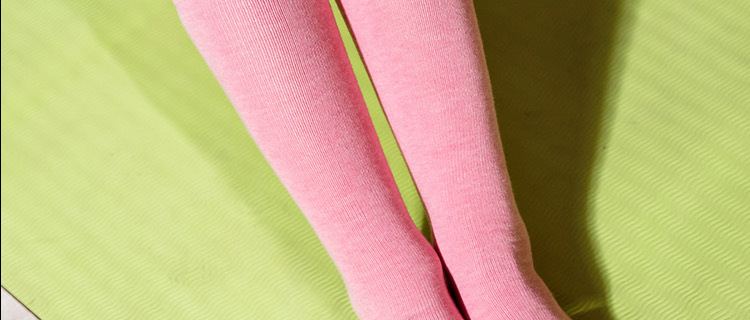 Long Tube Yoga Socks Toe Socks Pilates Non-Slip Socks Split Toe over the Knee Mid Tube Silicone Sports Fitness Summer Delivery