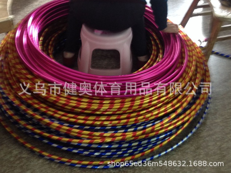 Jianerte factory foreign trade export center laser double color hula hoop children stage performance hula hoop Jianerte factory foreign trade export center laser double color hula hoop children stage performance hula hoop