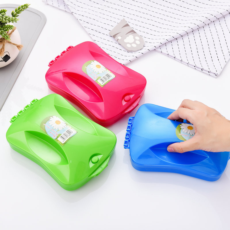 Multi - function carpet cleaning brush three rows of hand grasping soft wool dust removal sticky wool roll easy to clean, anti - static Multi - roller