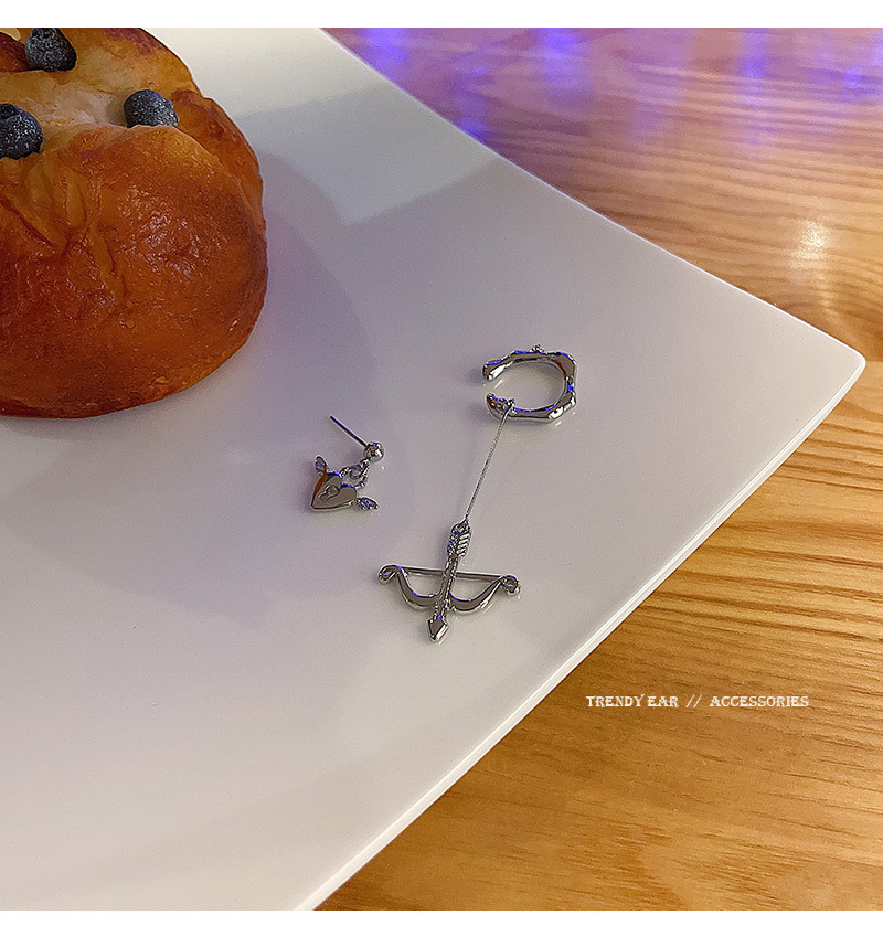 Korean Dongdaemun New Bow and Arrow Love Personalized Earrings Women's Asymmetric 925 Silver Needle Normcore Style Ear Clip Earrings Korean Dongdaemun New Bow and Arrow Love Personalized Earrings Women's Asymmetric 925 Silver Needle Normcore Style Ear Clip Earrings
