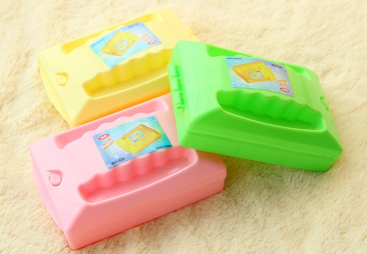 Bed sofa brush roller Cap strong static electricity carpet brush plastic brushes cleaning brushes