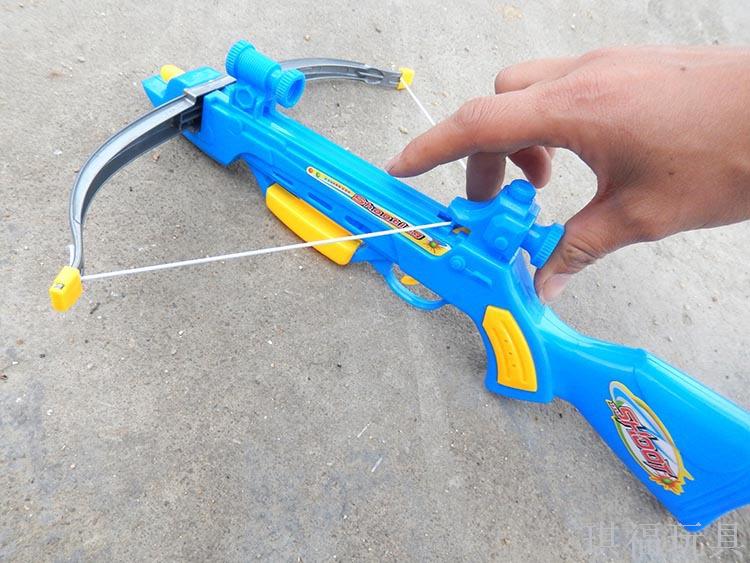 Toy shooting bow and arrow with standard target sucker board for outdoor activities children sports toys