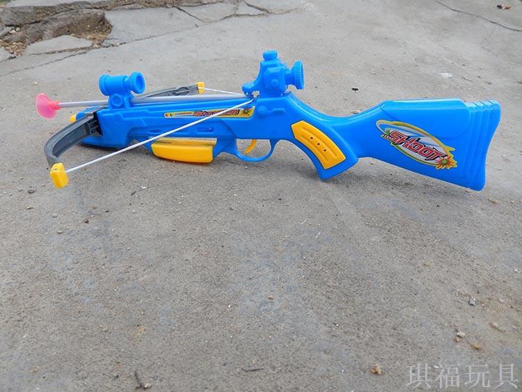 Toy shooting bow and arrow with standard target sucker board for outdoor activities children sports toys