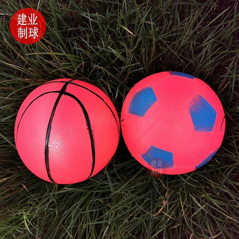 Manufacturers direct children inflatable rubber ball 16cm basketball children outdoor patting ball football wholesale