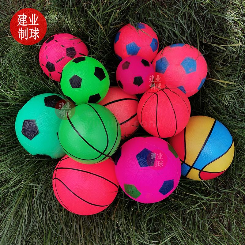 Manufacturers direct children inflatable rubber ball 16cm basketball children outdoor patting ball football wholesale