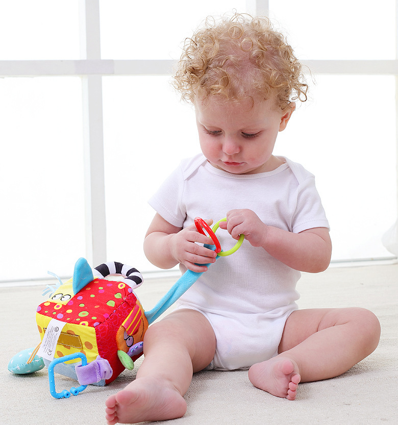Early Education Cloth Ball Colorful Toddler Fitness Ball with Bell Hand Ball Cloth Toy Colorful Sensory Ball Early Education Cloth Ball Colorful Toddler Fitness Ball with Bell Hand Ball Cloth Toy Colorful Sensory Ball