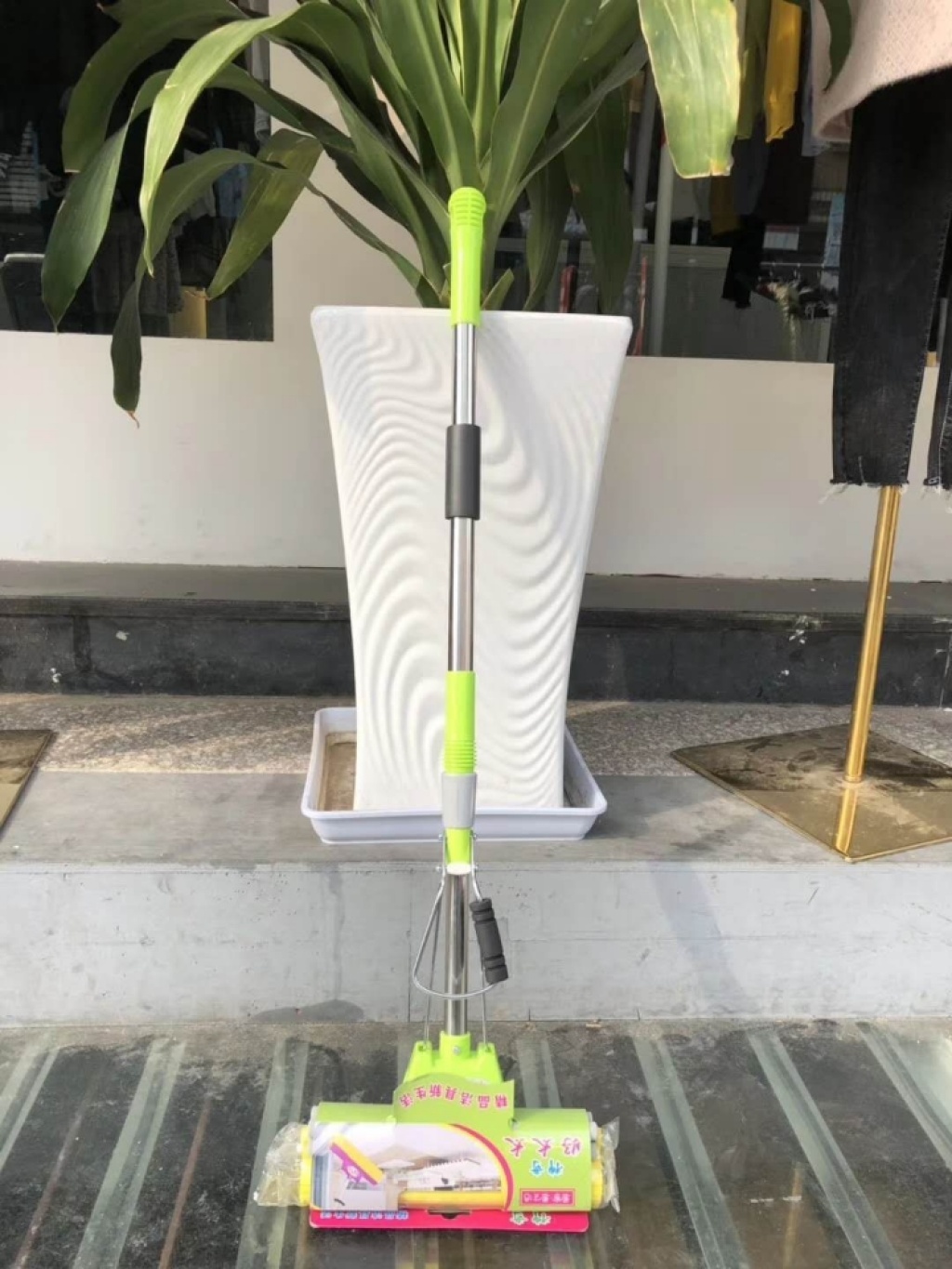 27CM soft cotton double pressure collodion towing household multi-function roller mop, hand washable, retractable absorbent sponge mop 27CM soft cotton double pressure collodion towing household multi-function roller mop, hand washable, retractable absorbent sponge mop