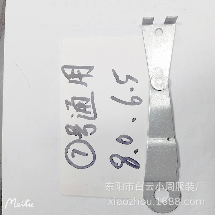Manual Shake Cigarette Rolling Machine Factory Direct Sales Stainless Steel Metal Filling Cigarette Cigarette Making Machine Household Half Manual Cigarette Roller Cigarette Rolling Machine Accessories