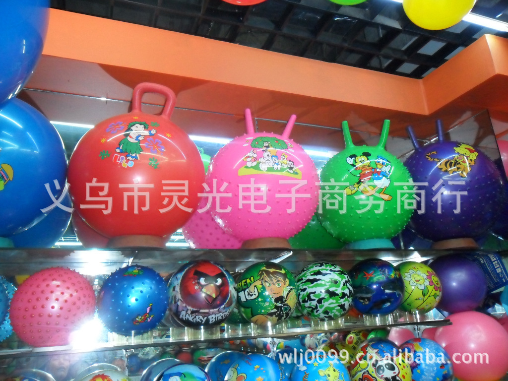 Fitness ball 85cm yoga ball gymnastics ball body shaping ball tai lung ball yoga massage ball pilates ball Fitness ball 85cm yoga ball gymnastics ball body shaping ball tai lung ball yoga massage ball pilates ball