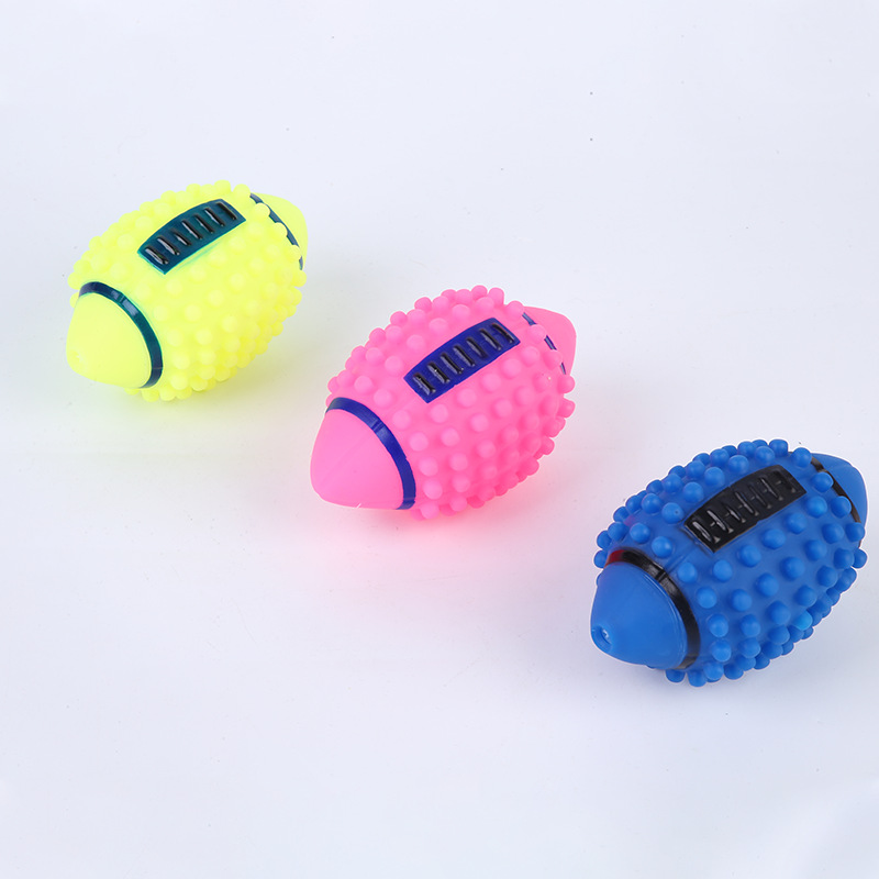 In Stock Wholesale Pet Vinyl Rugby Toy Throwing Molar Cleaning Teeth Biting Dog Interactive Training Toys