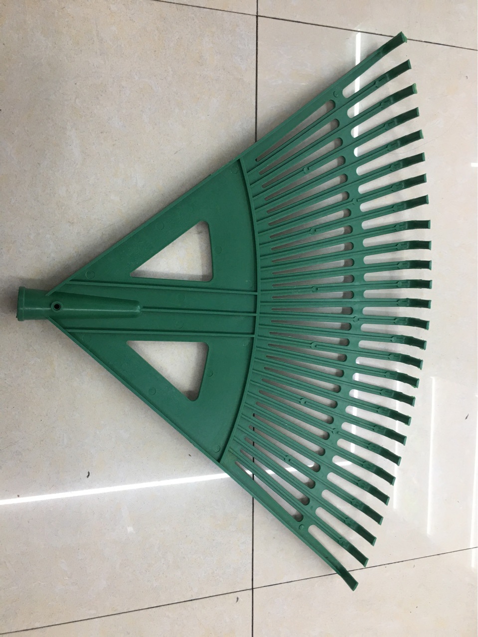Pitchfork 27 Teeth Sundries Leaf Rake Loose Soil Pitchfork Garden Gardening Tools Lawn Flat Rake Green Pitchfork
