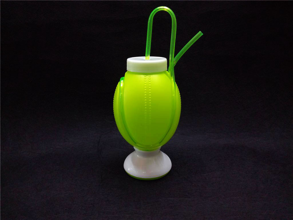 Creative rugby shaped straw cup ball wound straw cup bar party baseball shaped suction kettle rs - 2989 Creative rugby shaped straw cup ball wound straw cup bar party baseball shaped suction kettle rs - 2989