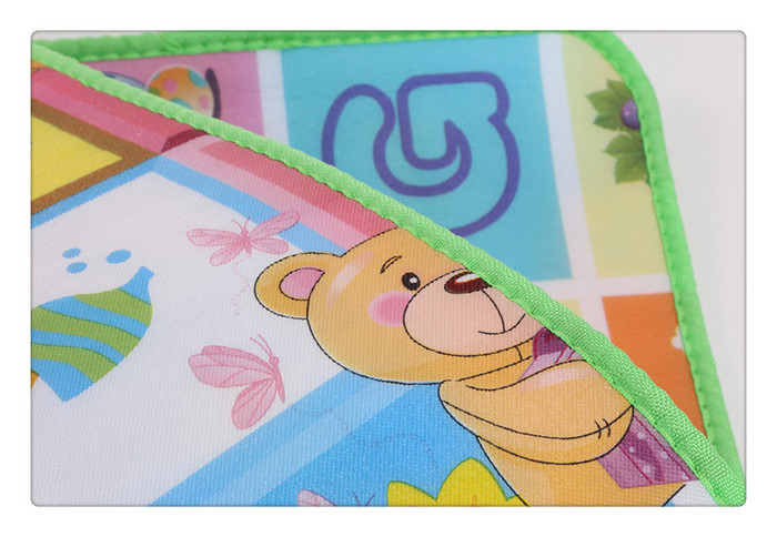 Baby climbing moisture - proof picnic mat waterproof beach mat is suing picnic spring outing lawn mat 1.5 * 1.8