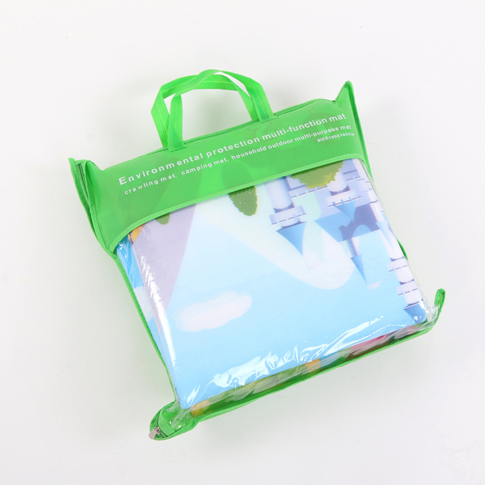Baby climbing moisture - proof picnic mat waterproof beach mat is suing picnic spring outing lawn mat 1.5 * 1.8