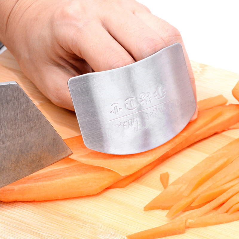 Kitchen Multi-Functional Stainless Steel Finger Protector Hand-Guard for Cutting Vegetables Finger Protector Stainless Steel Vegetable Cutting Finger Protector Wholesale